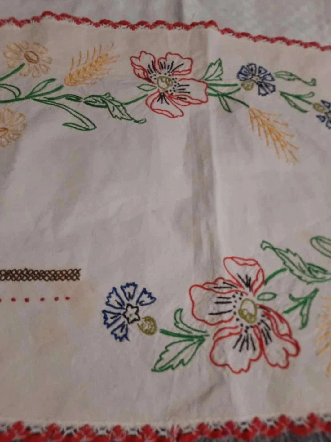 🥀Lot de 3 napperons brodés en coton. – photo 2
